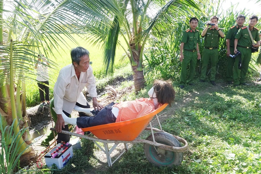 Người đàn ông giăng điện bẫy chuột gây chết hàng xóm