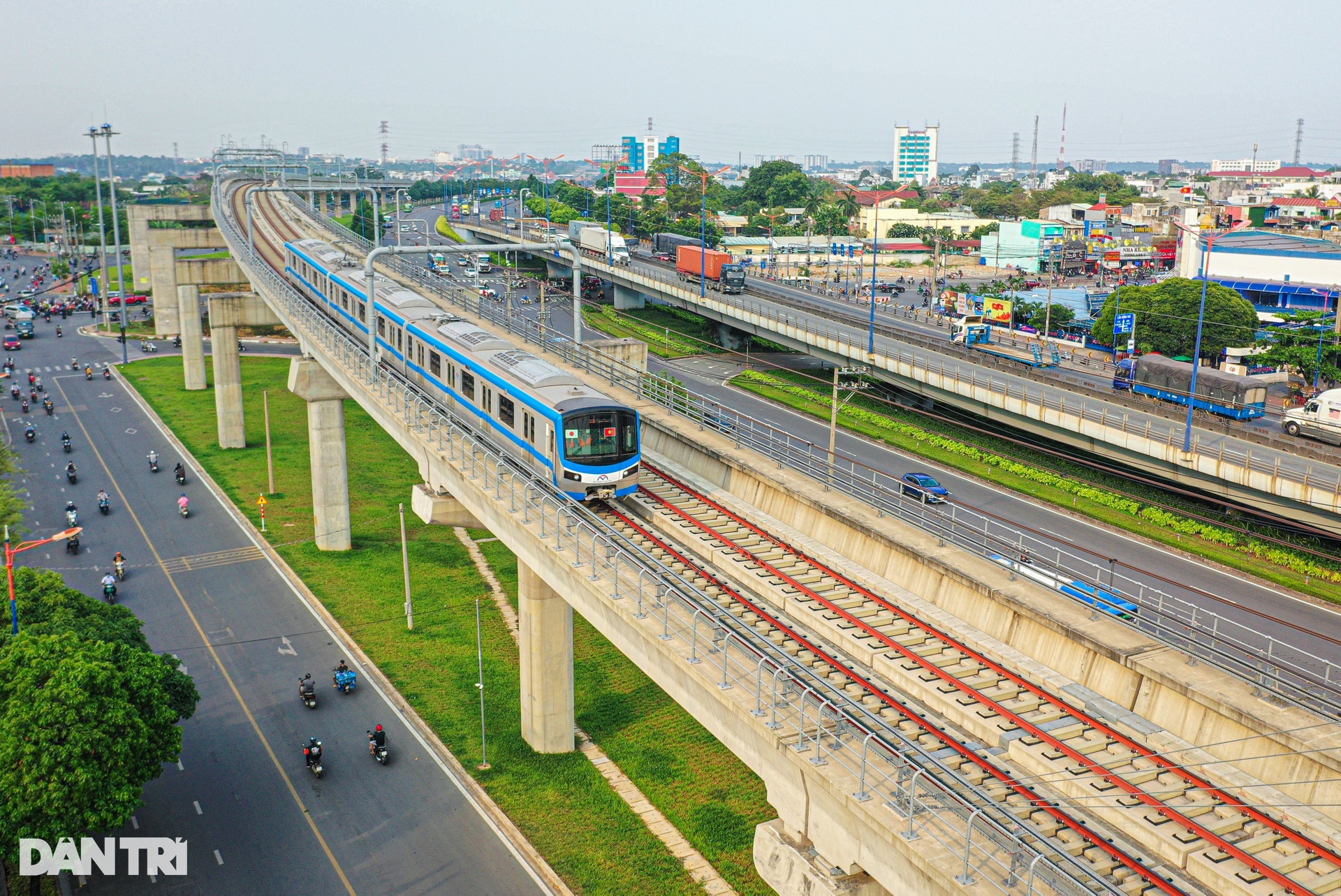 Chủ tịch TPHCM kêu gọi người dân mua trái phiếu để cùng làm metro