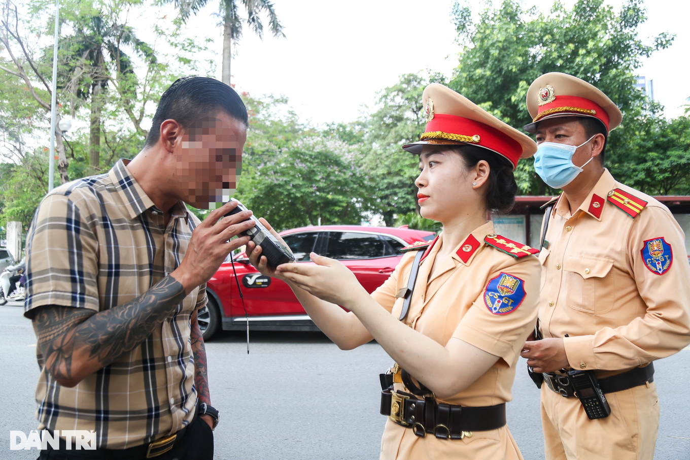 Bộ Tư pháp nói về bỏ đề xuất giảm tiền phạt vi phạm nồng độ cồn tối thiểu