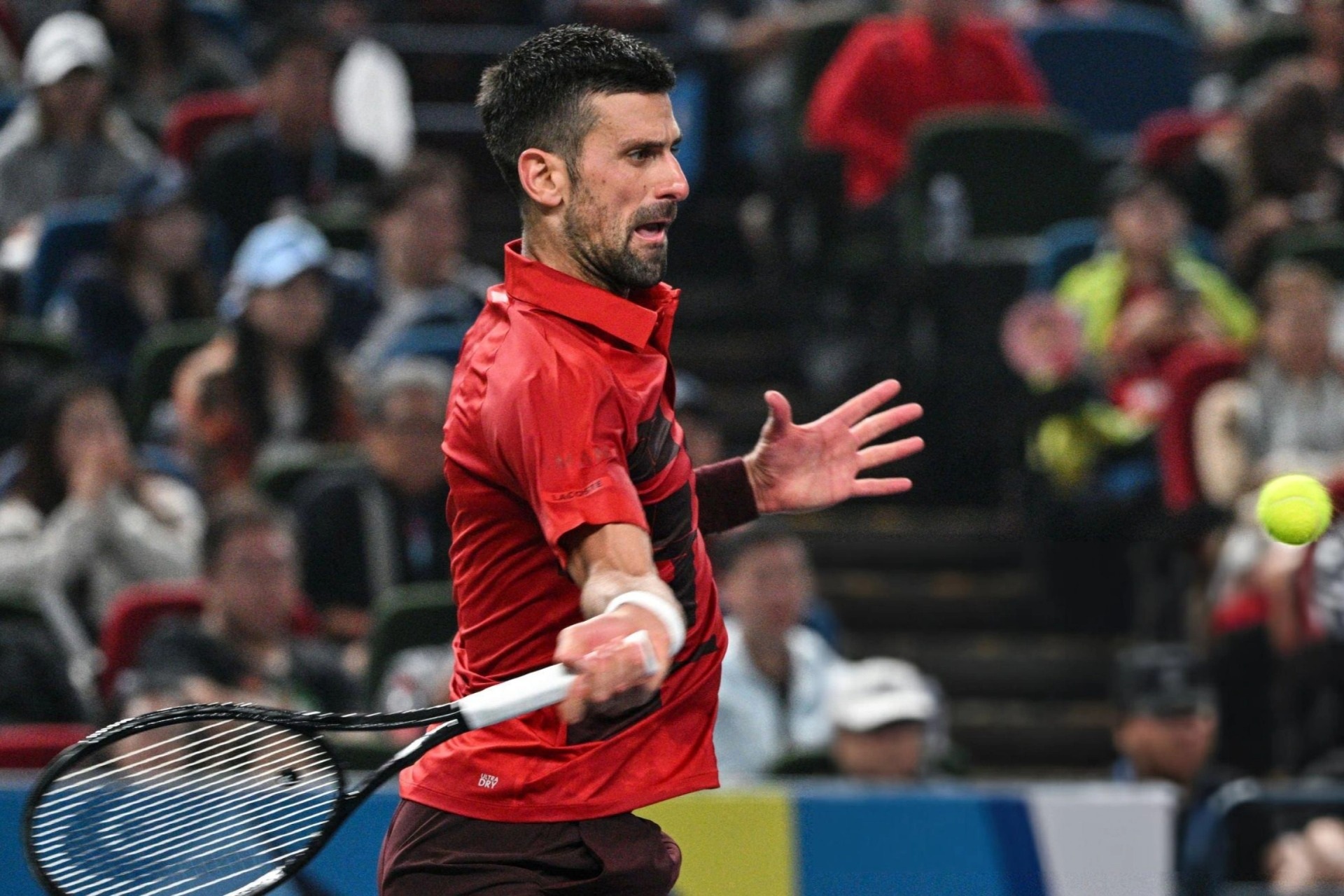 Ngược dòng hạ tay vợt 19 tuổi, Djokovic vào bán kết Thượng Hải Masters