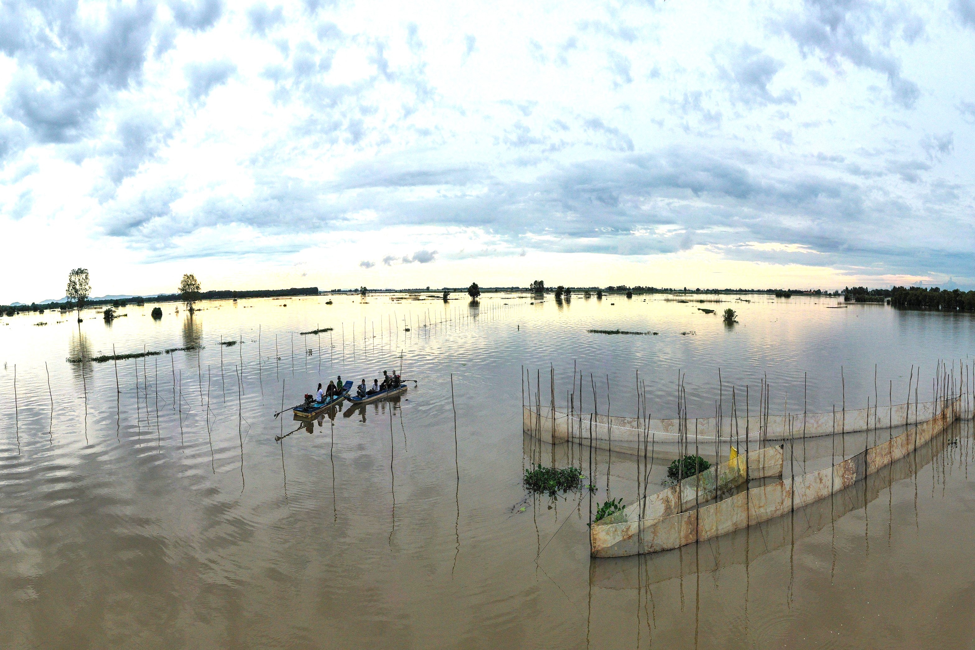 Sông Mekong "dữ dội": Đồng bằng sông Cửu Long đối mặt thách thức khốc liệt