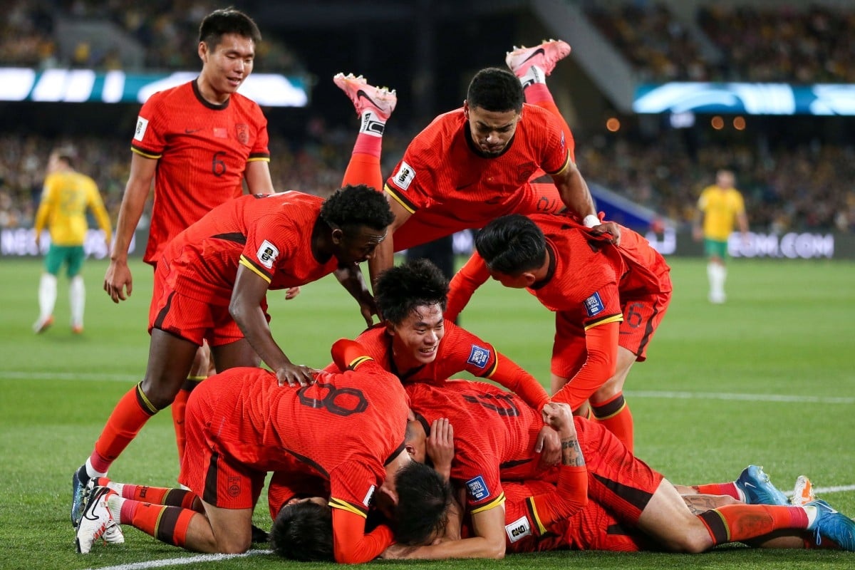 Trung Quốc 2-0 Indonesia (hiệp 2): Bất ngờ lớn nổ ra