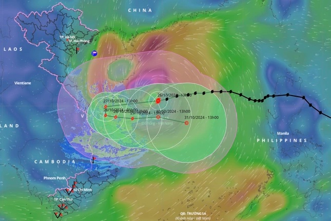 Bão Trà Mi cách Đà Nẵng 290km