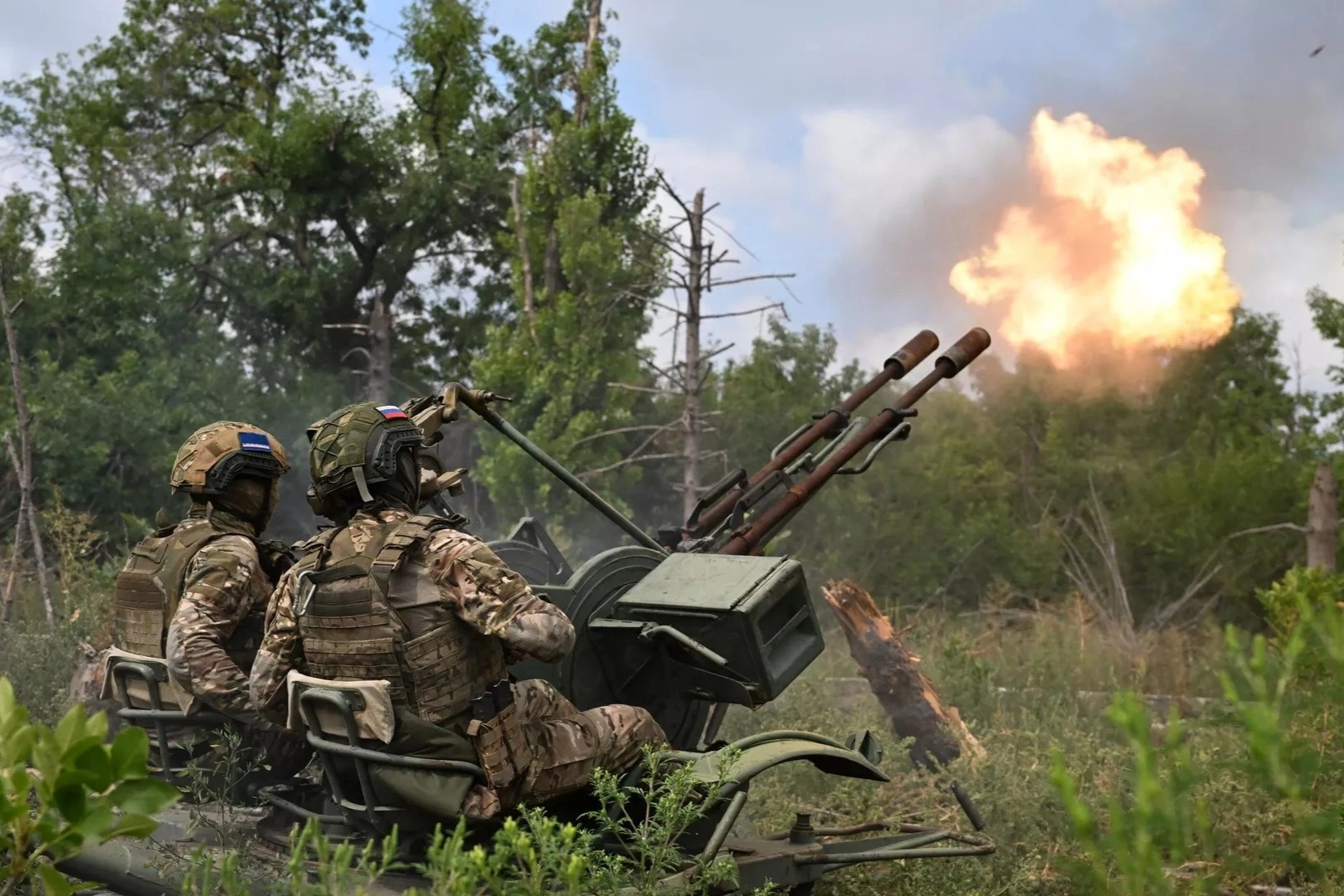 Nga công phá phòng tuyến Ukraine, pháo đài "tử huyệt" Donbass lâm nguy