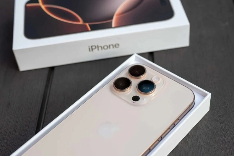 Vì sao Indonesia ra lệnh cấm bán iPhone 16, Apple Watch Series 10?