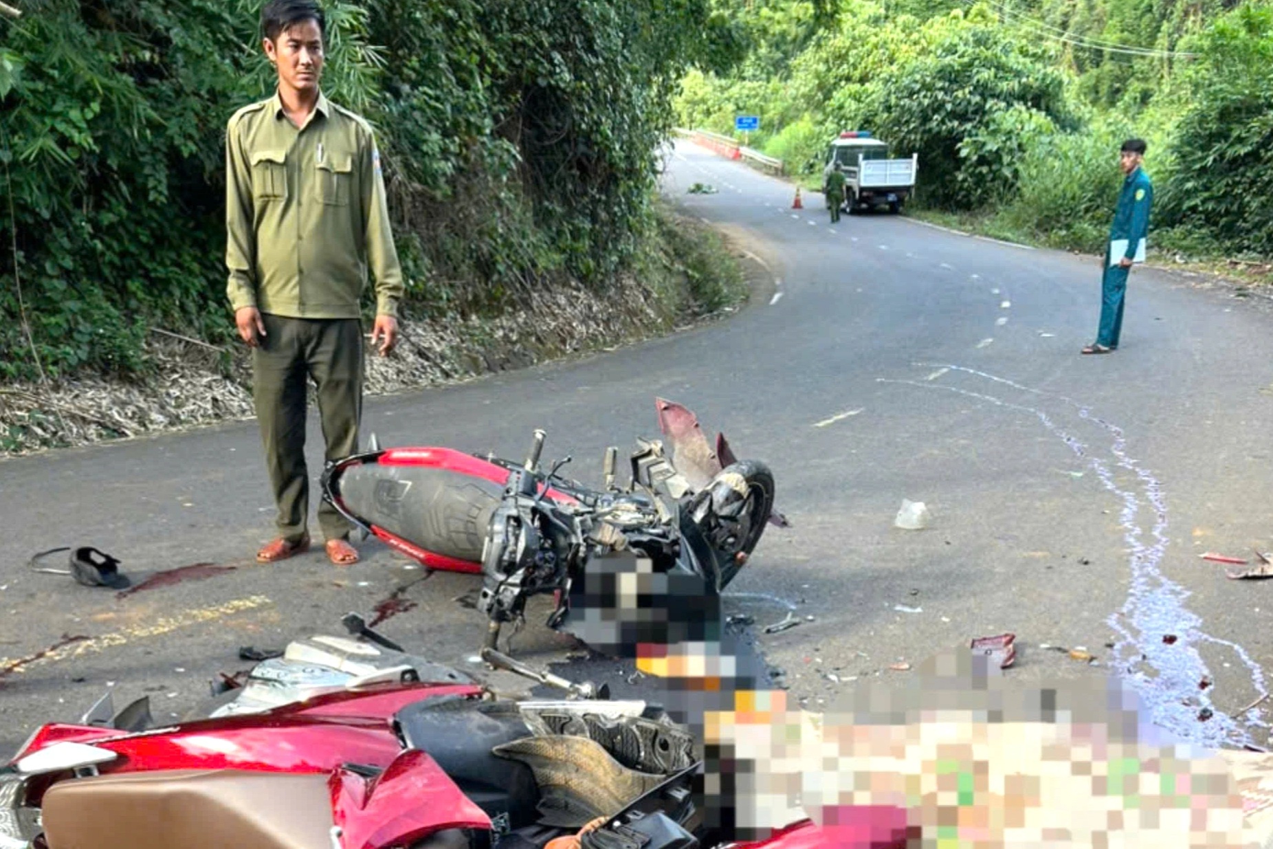 Tai nạn trên đèo Con Ó, 2 vợ chồng tử vong