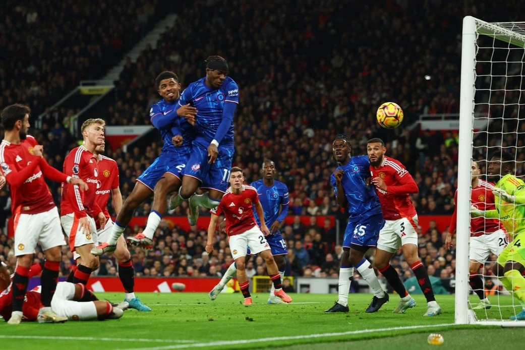 Man Utd 0-0 Chelsea (hiệp 2): Giằng co quyết liệt