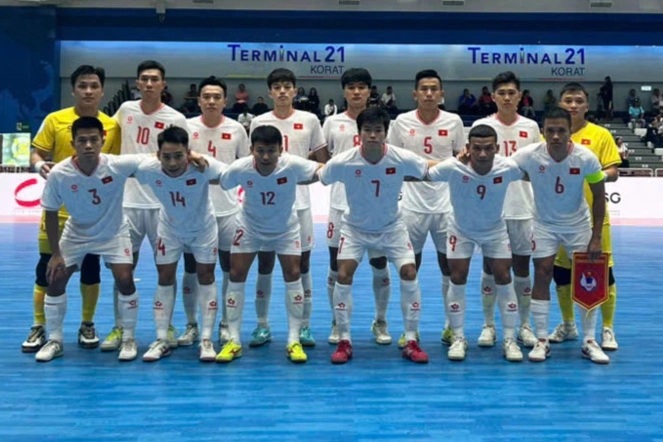 Đội tuyển futsal Việt Nam thắng 14-0, giành vé vào bán kết cùng Thái Lan