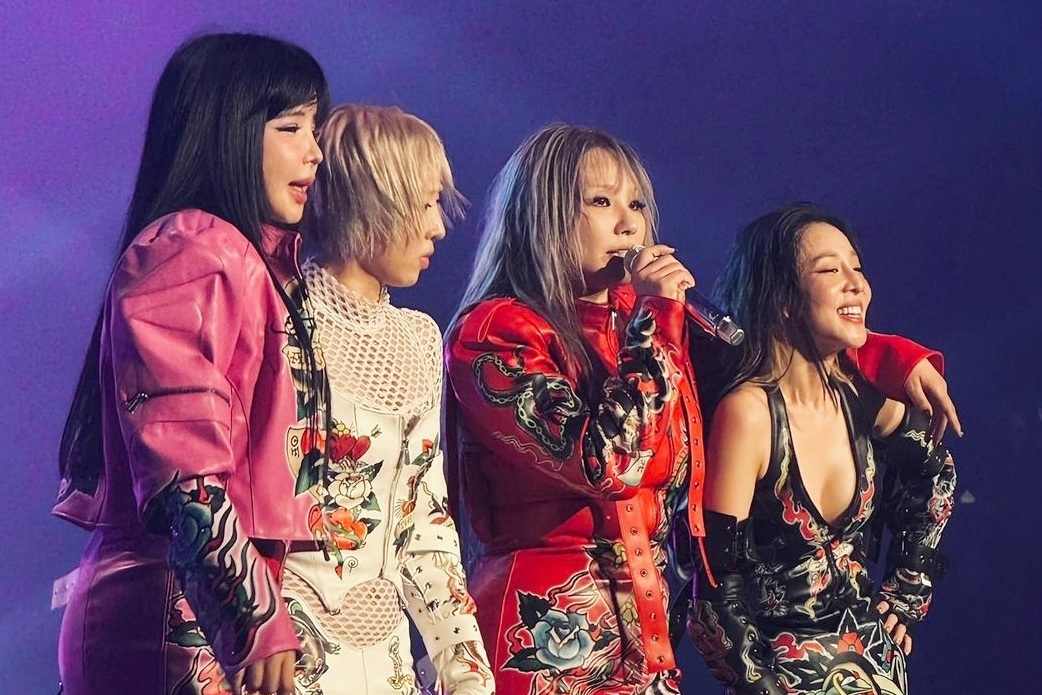 2NE1 bất ngờ thông báo tổ chức 2 đêm concert tại TPHCM