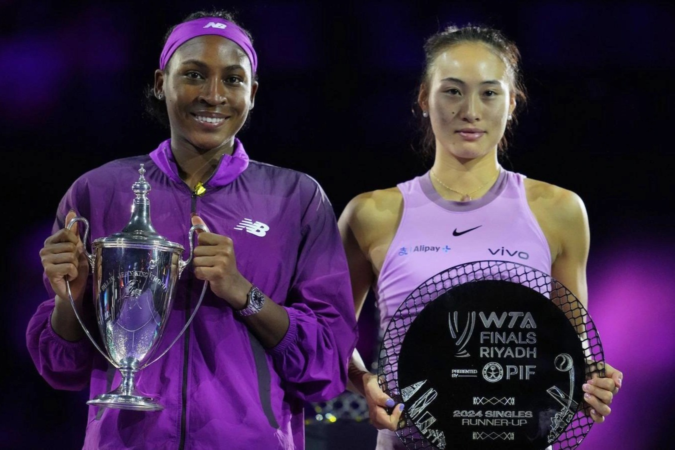 Coco Gauff vô địch WTA Finals, Alcaraz tự tin trước ATP Finals