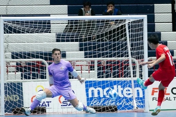 Futsal Việt Nam 0-1 Futsal Indonesia (hiệp 1): Bàn thua đáng tiếc