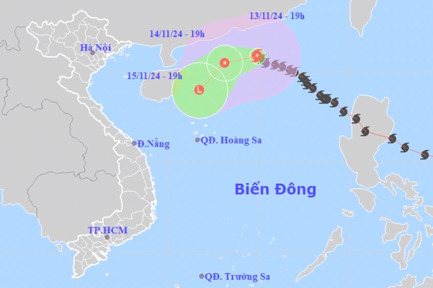 Bão Toraji tan ngay trên Biển Đông