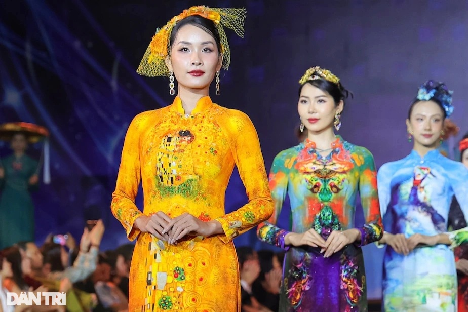 "Cội nguồn tinh hoa hội tụ": Show thời trang tôn vinh vẻ đẹp truyền thống