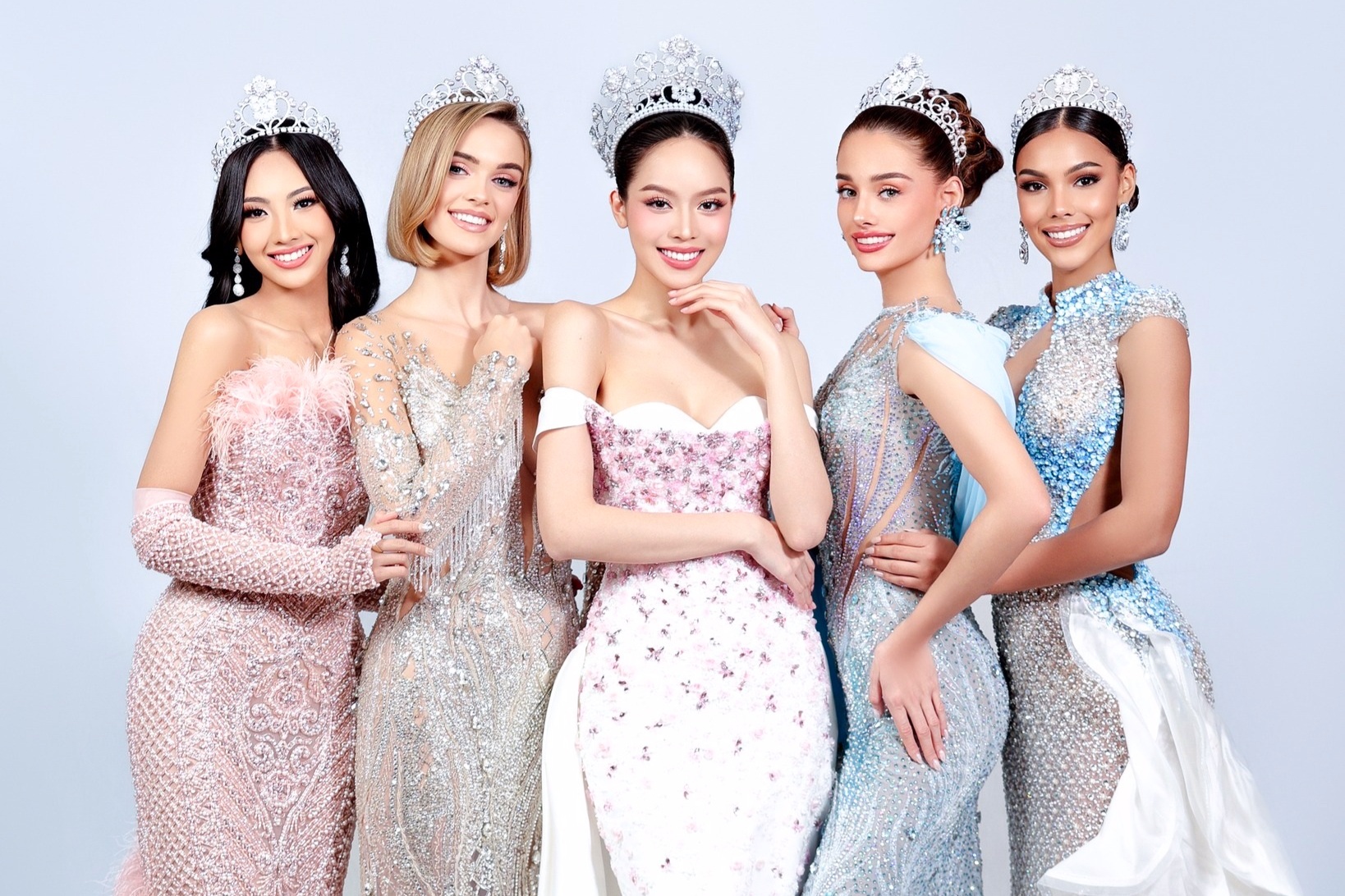 Lịch làm việc bận rộn của Hoa hậu Quốc tế Thanh Thủy sau khi đăng quang