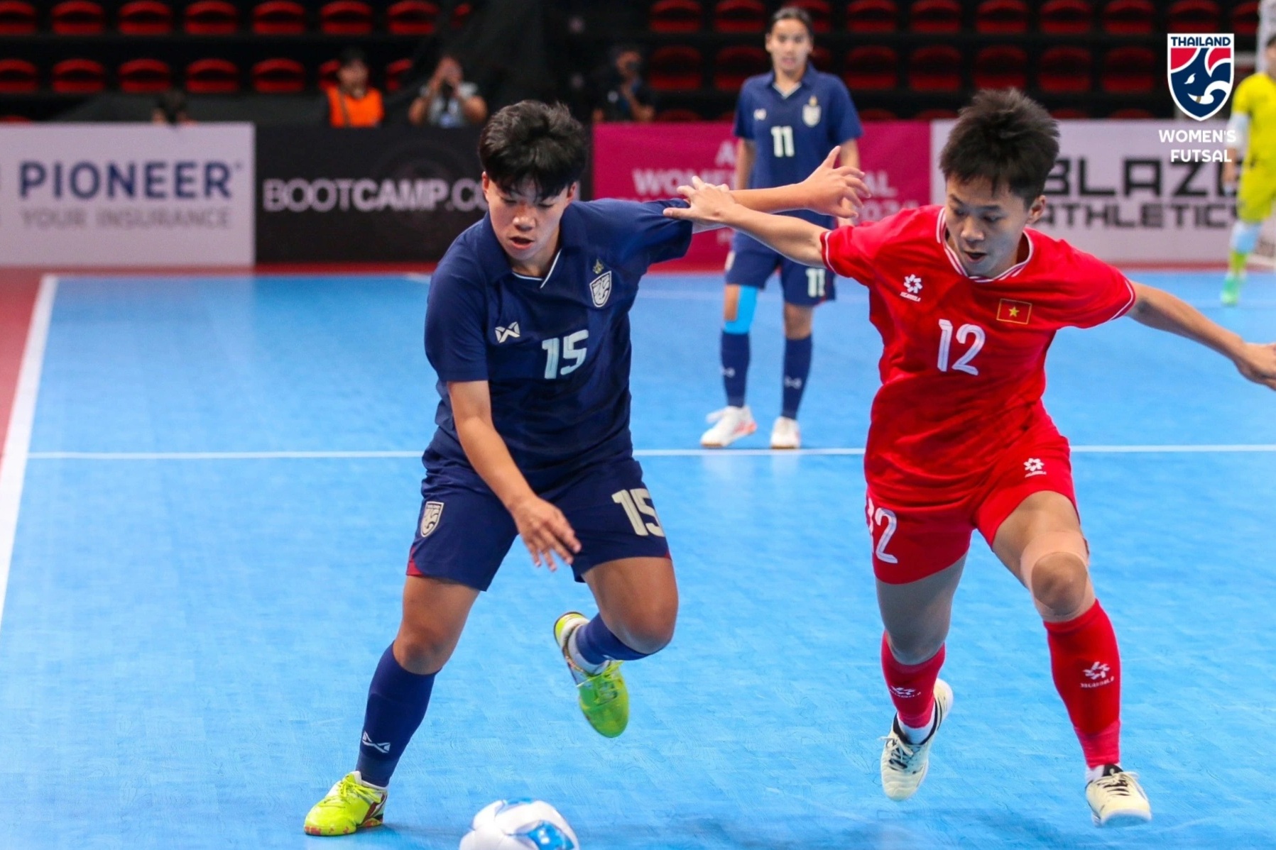 Kiên cường hạ gục Thái Lan, tuyển futsal nữ Việt Nam vô địch Đông Nam Á