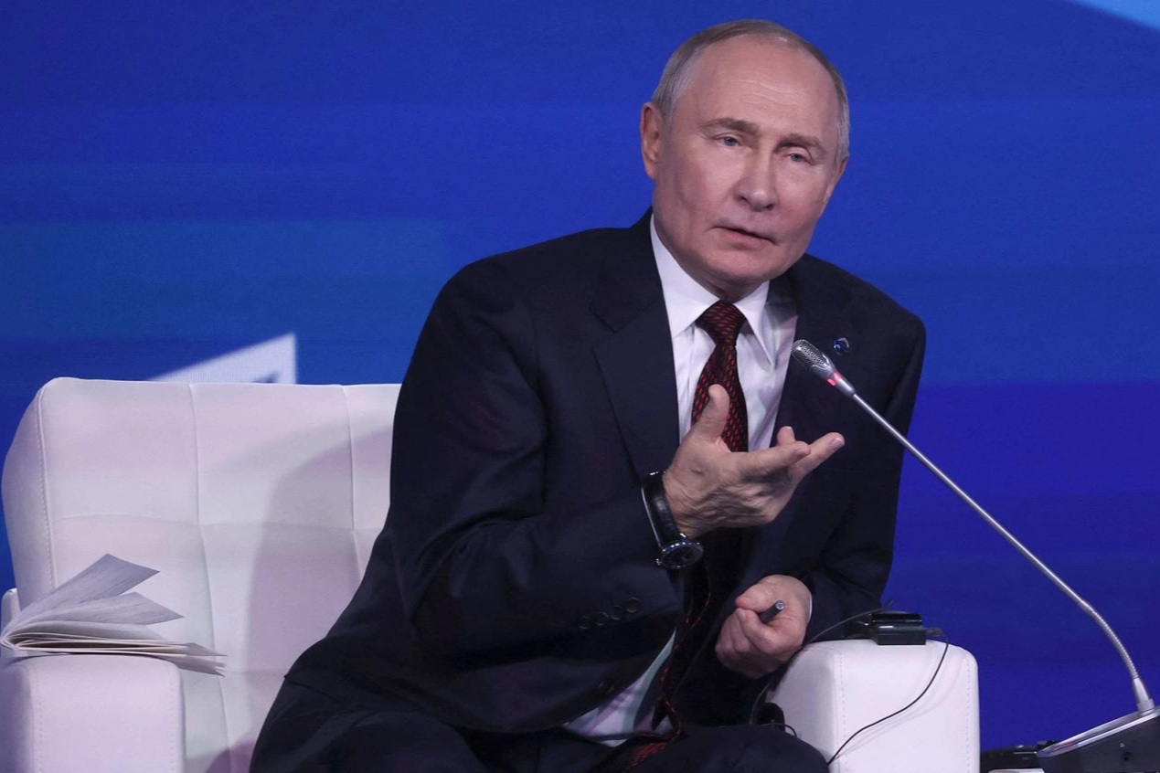 Tổng thống Putin: Xung đột Ukraine đang biến thành cuộc chiến toàn cầu