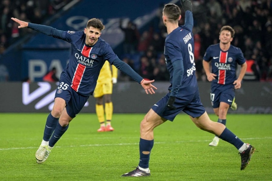 PSG giành chiến thắng đậm, nối dài mạch bất bại ở Ligue 1