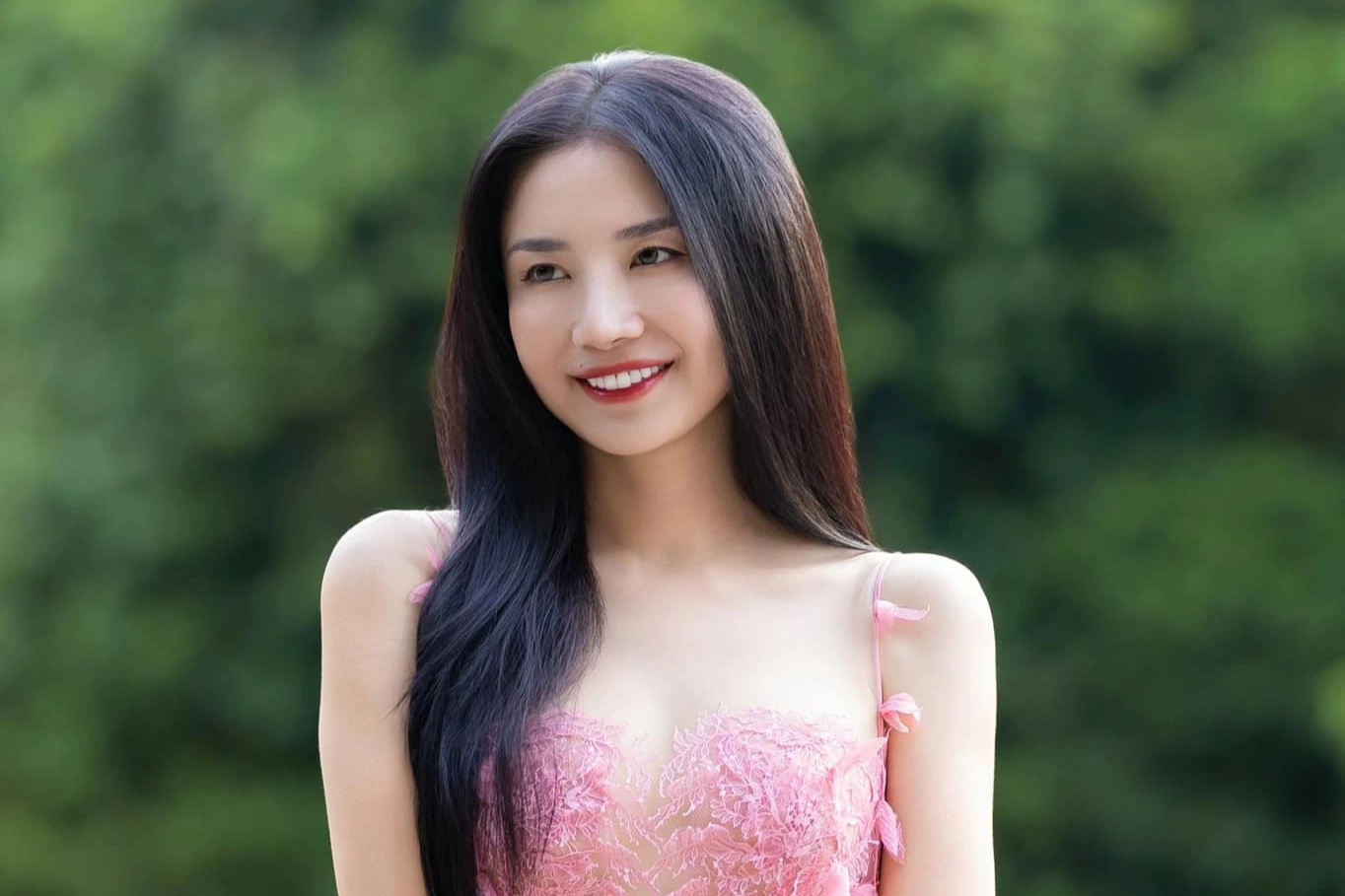 Minh Khuê: "Tôi sốc vì bạn trai kém 10 tuổi nói chia tay khi sắp cưới"