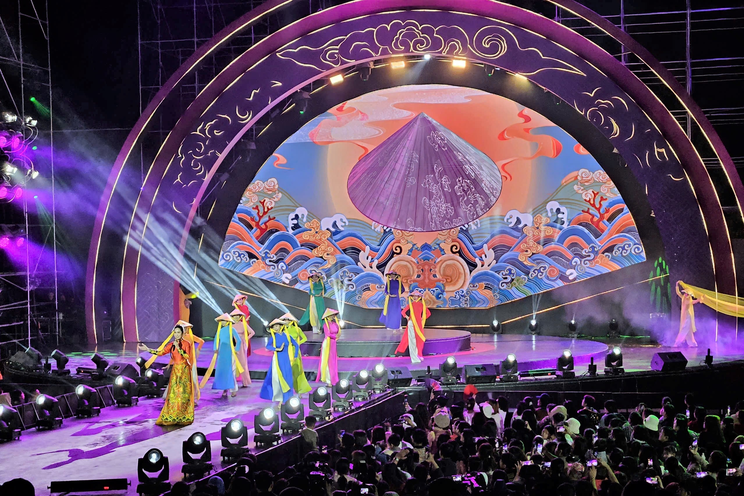 Ấn tượng kỳ Festival "Dòng chảy di sản"