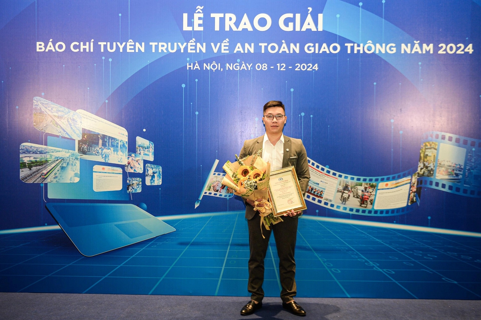 Trao giải Báo chí tuyên truyền về an toàn giao thông năm 2024