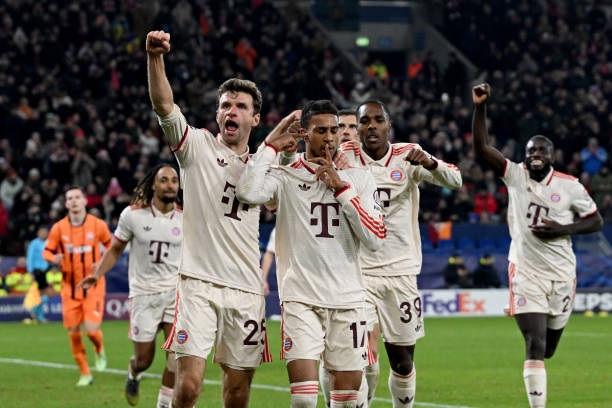 Bayern Munich và PSG giành chiến thắng đậm ở Champions League