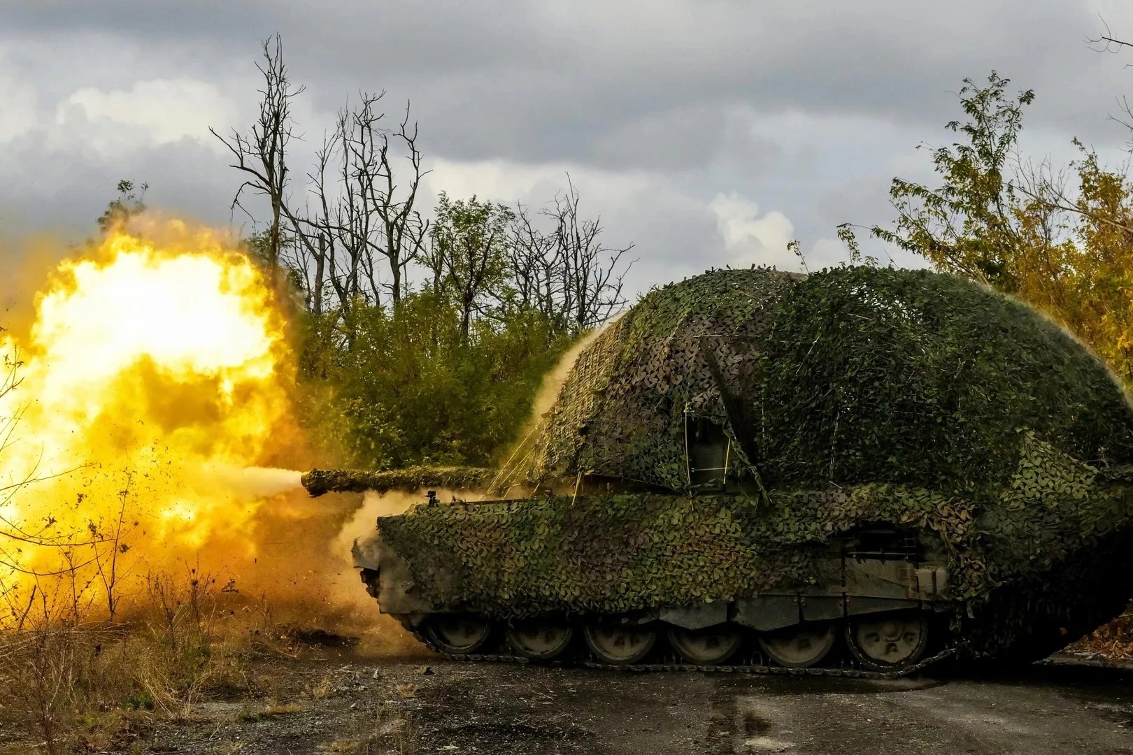 Nga siết vòng vây "nút thắt" Donbass, bóp nghẹt tuyến phòng thủ Ukraine