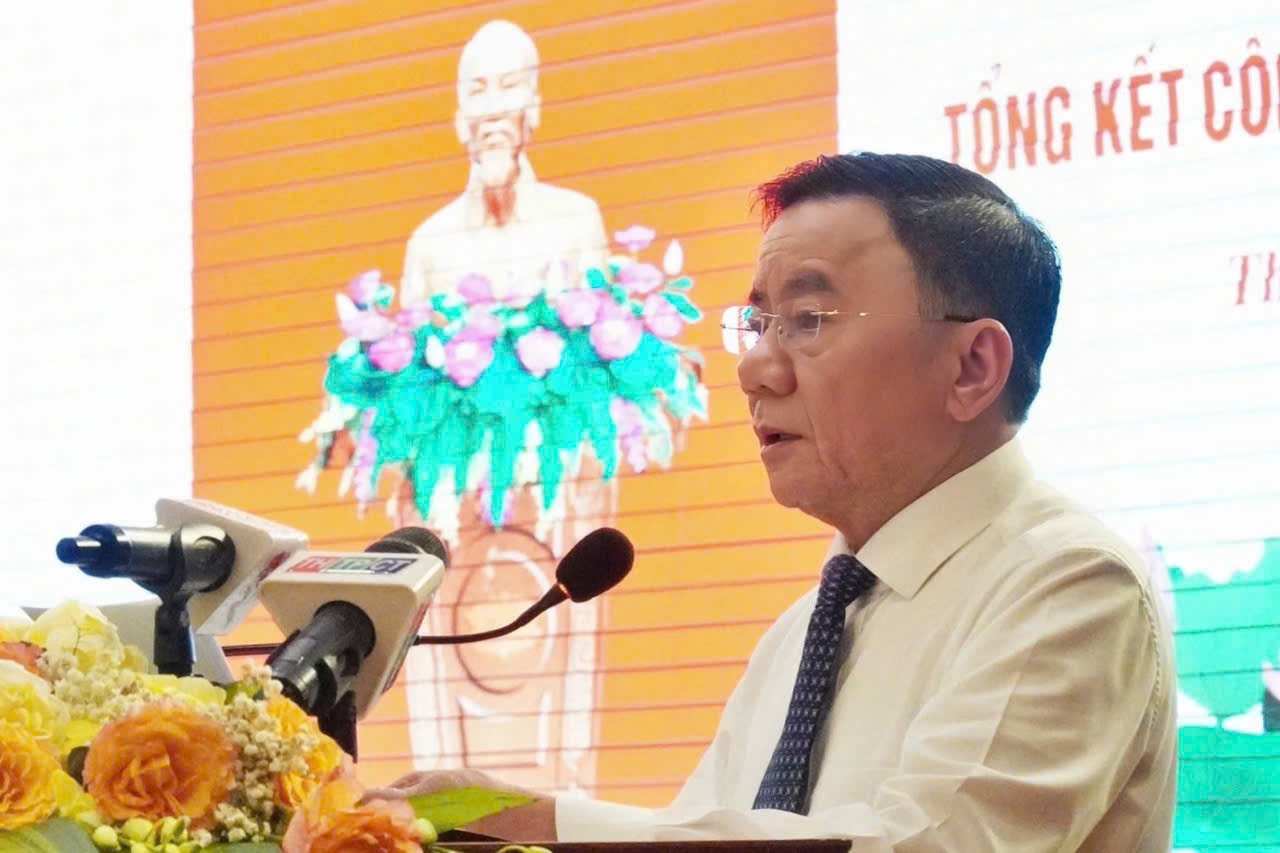 Ông Trần Cẩm Tú: Cần tạo nên đợt sinh hoạt chính trị sâu rộng