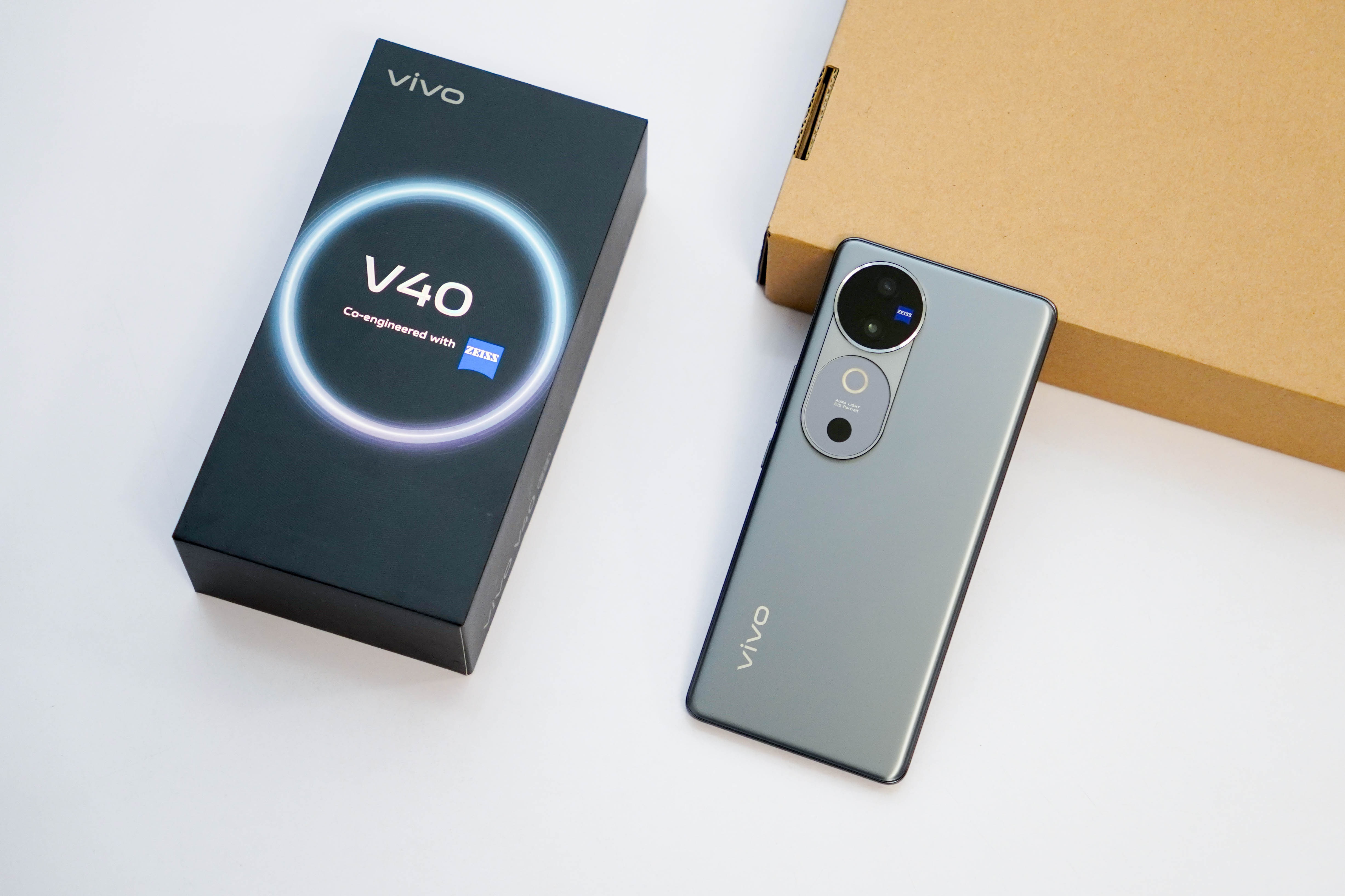 Đánh giá chi tiết Vivo V40 5G sau một tuần sử dụng