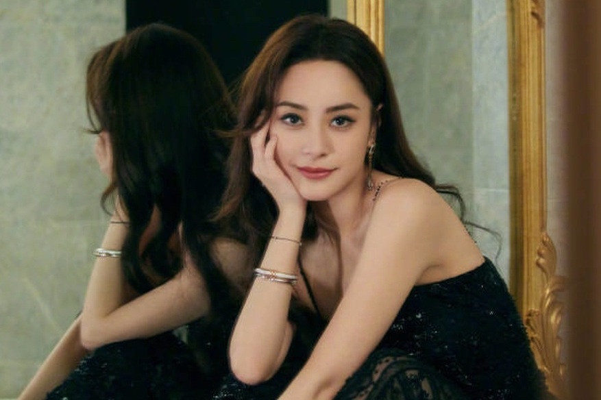 Hành trình hồi sinh của Chung Hân Đồng sau biến cố bị phát tán ảnh nóng