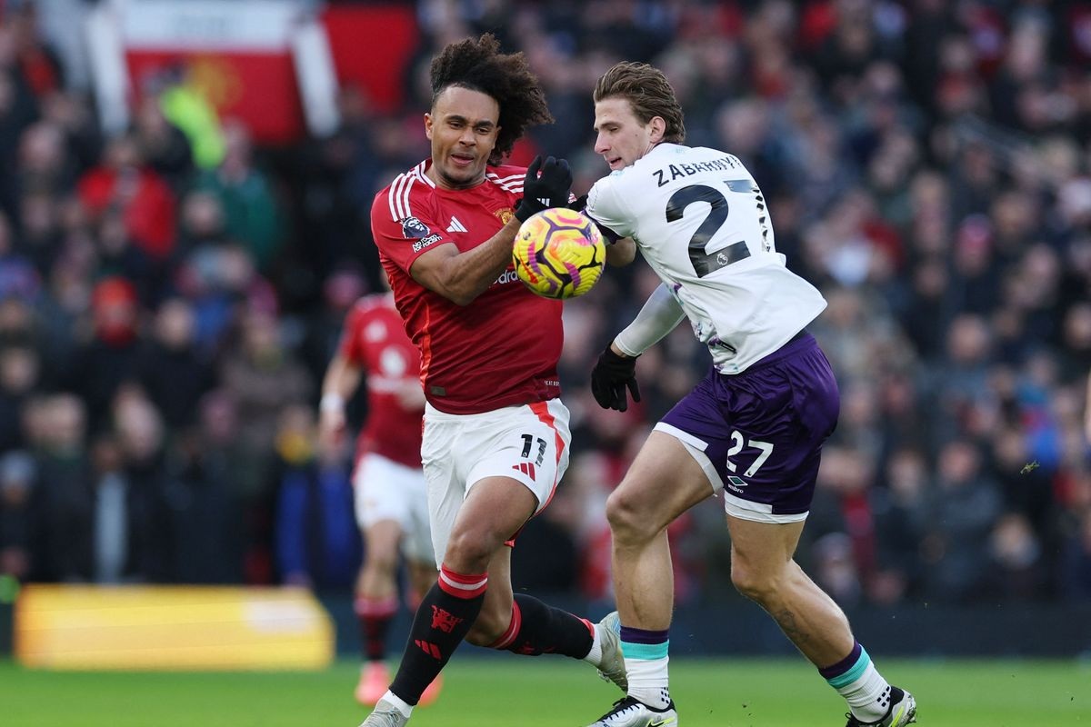 Man Utd 0-0 Bournemouth (hiệp 1): Đội khách nhập cuộc tự tin