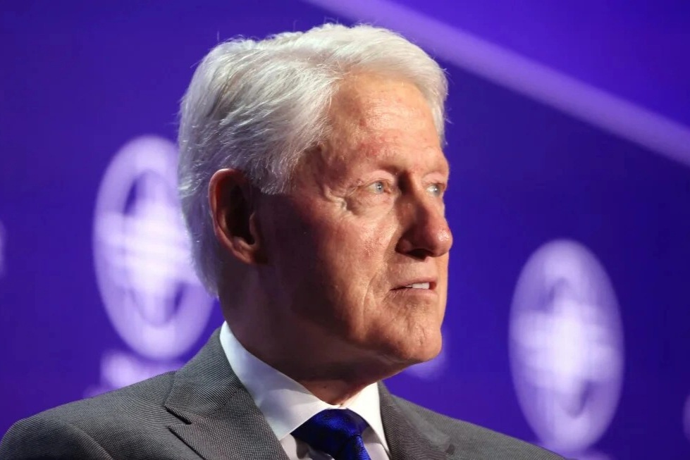 Cựu Tổng thống Mỹ Bill Clinton phải nhập viện