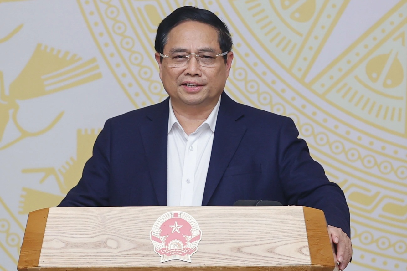 "Cương quyết xóa cơ chế xin - cho, loại bỏ quy định cản trở phát triển"