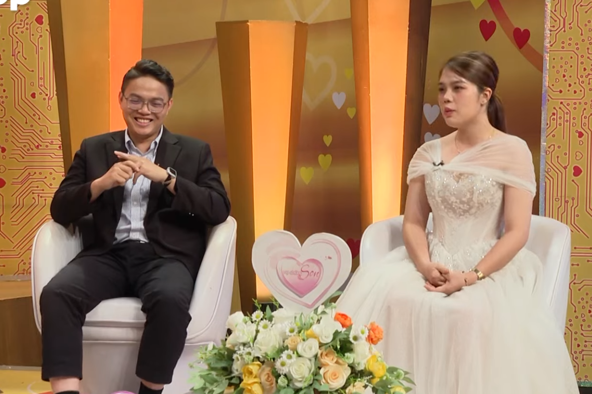Vì quá mải học, nam bác sĩ 9X suýt không cưới được cô bạn cấp 3
