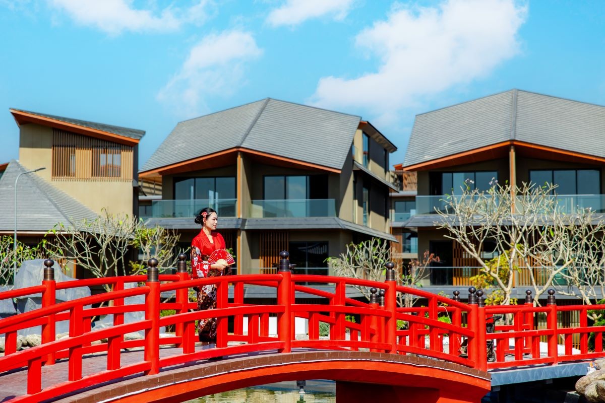Phong cách kiến trúc "may đo" tại Vinhomes Royal Island thu hút giới thượng lưu