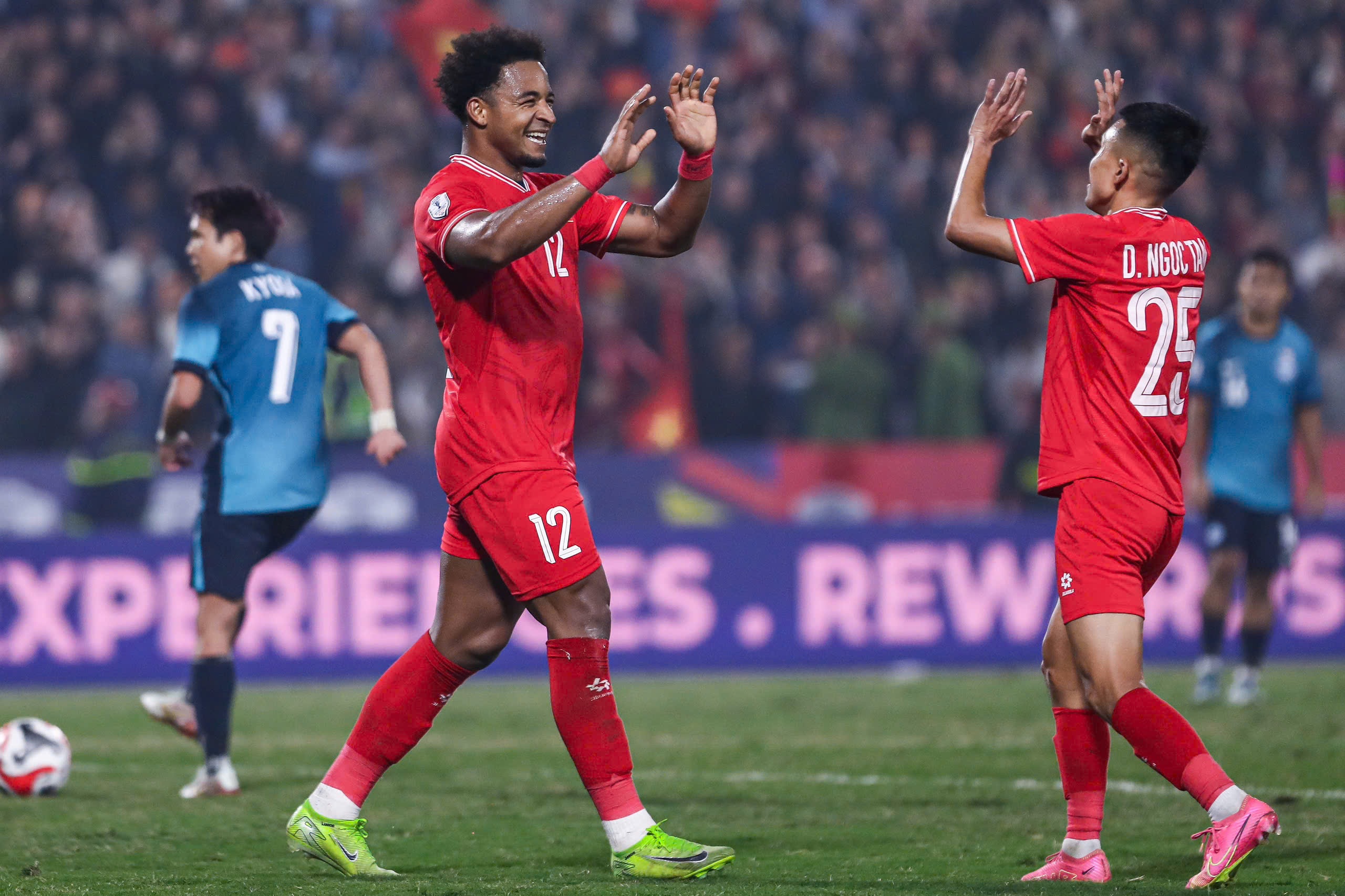 FIFA và AFC nói về việc tuyển Việt Nam lọt vào chung kết AFF Cup