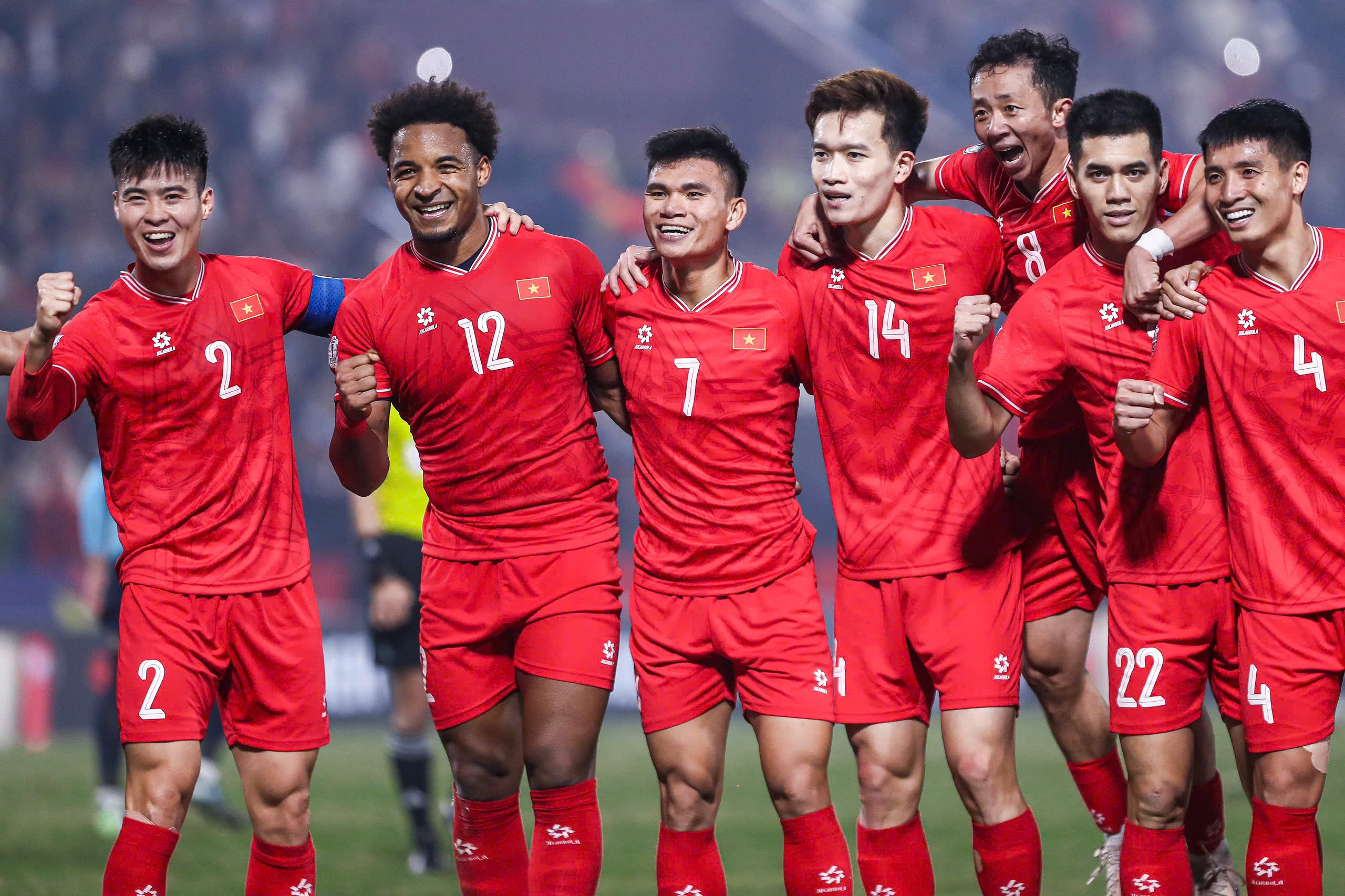 Tuyển Việt Nam vào chung kết AFF Cup: Chơi tất tay, lật đổ Thái Lan