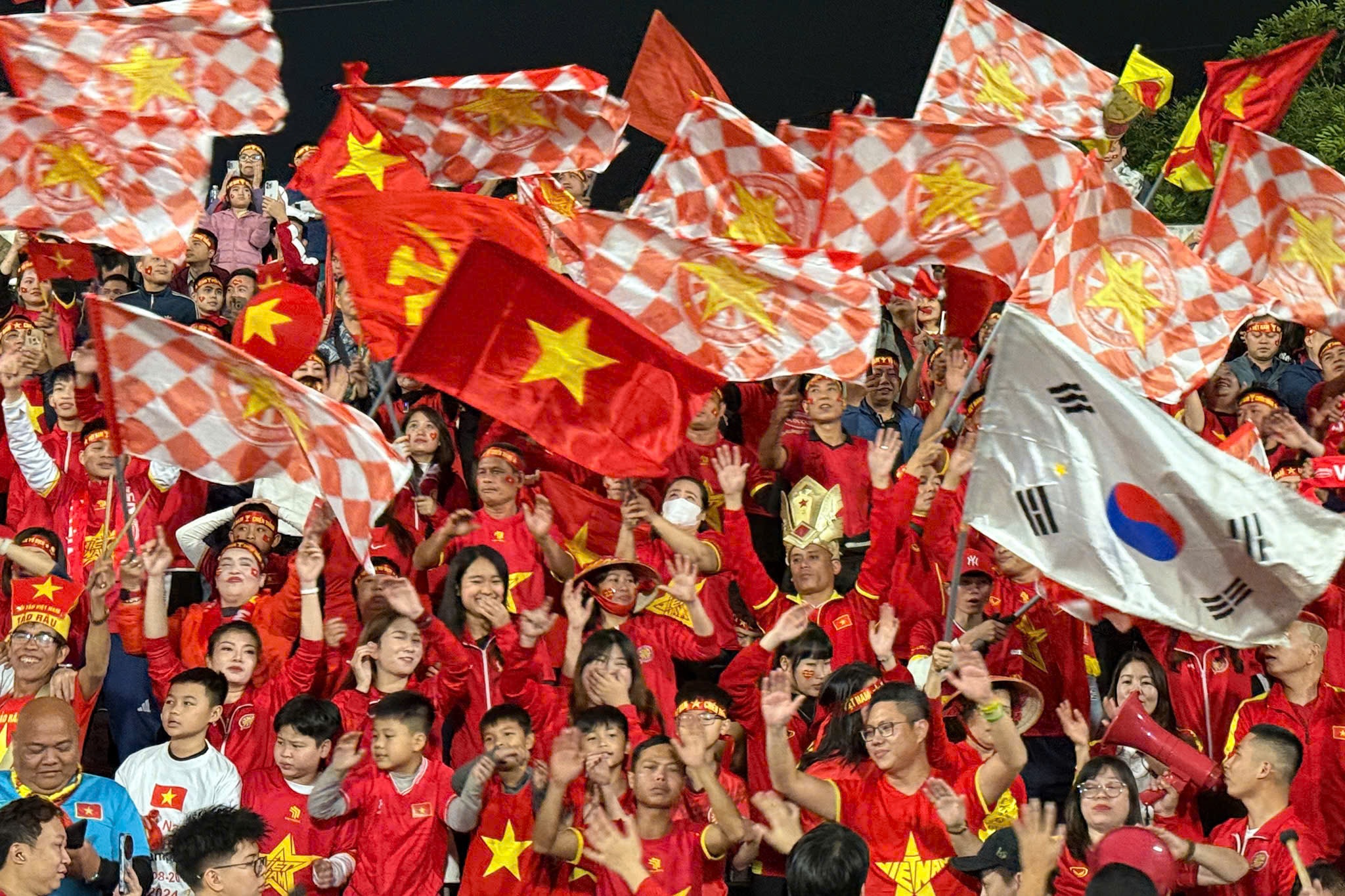 Báo Thái Lan bình luận về giá vé trận chung kết lượt đi AFF Cup 2024