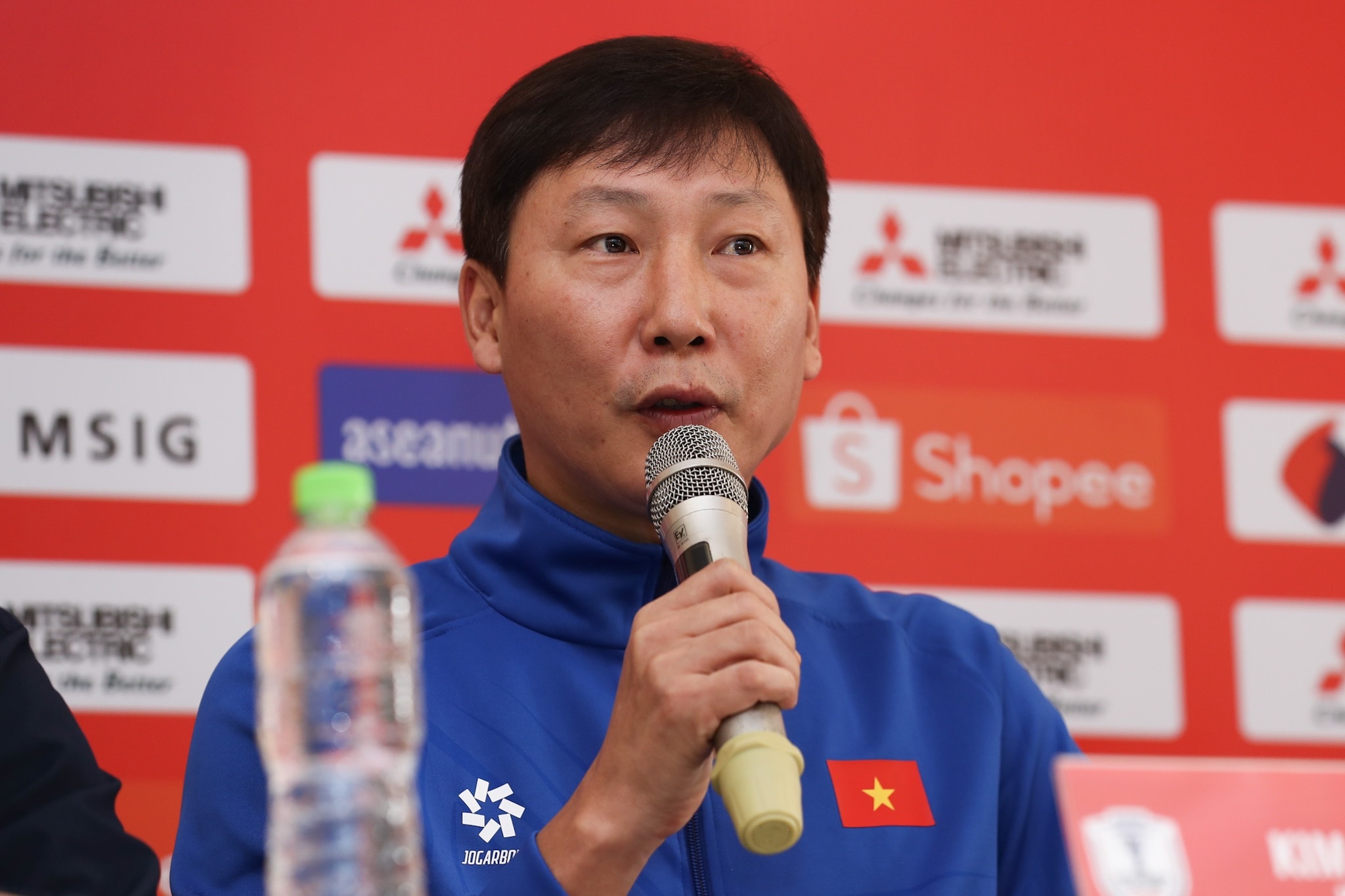 HLV Kim Sang Sik: "Việt Nam sẽ có trận đấu tốt trước Thái Lan"
