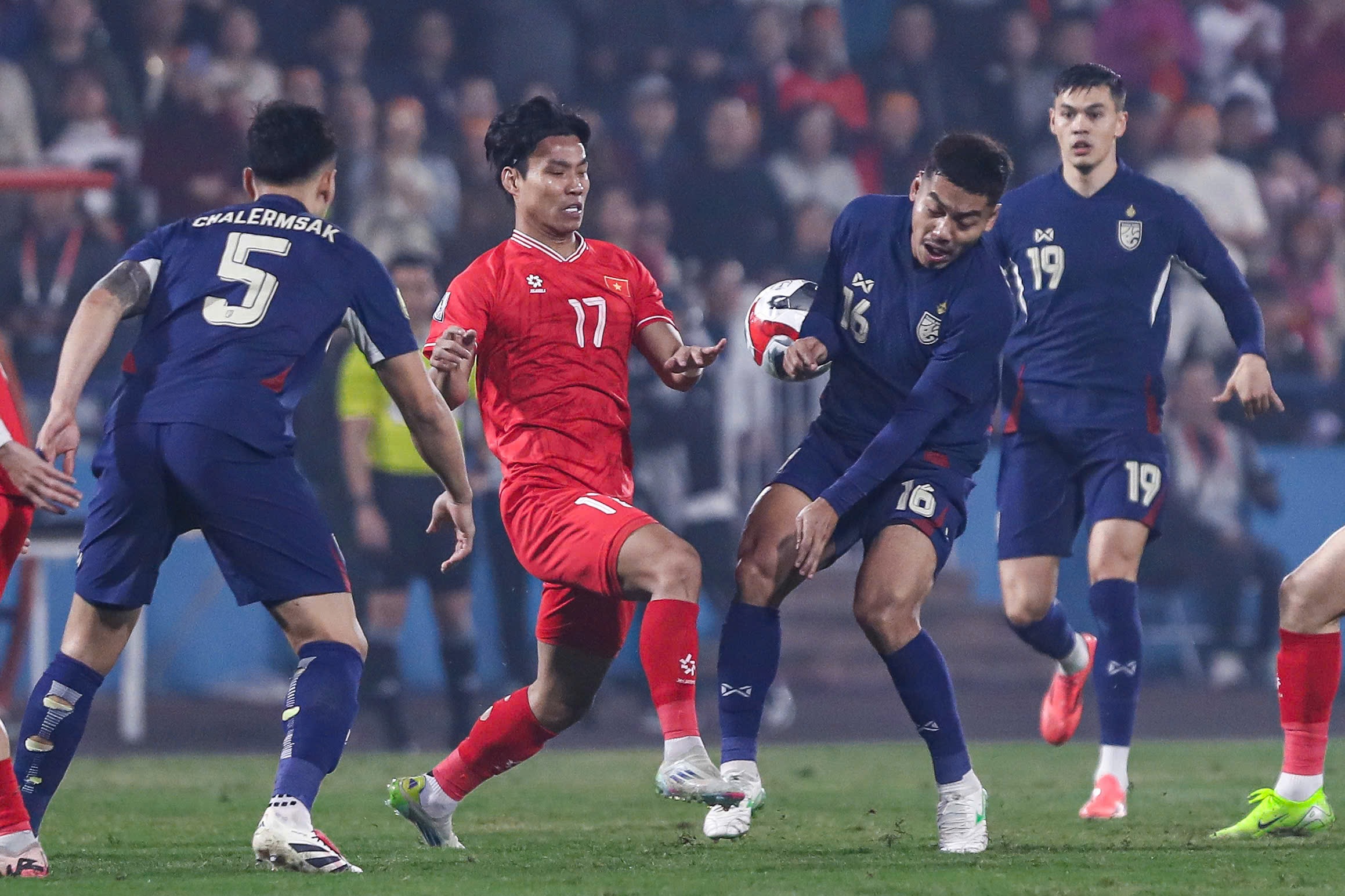 Điểm yếu chí tử, khiến Thái Lan lập kỷ lục tệ hại ở AFF Cup
