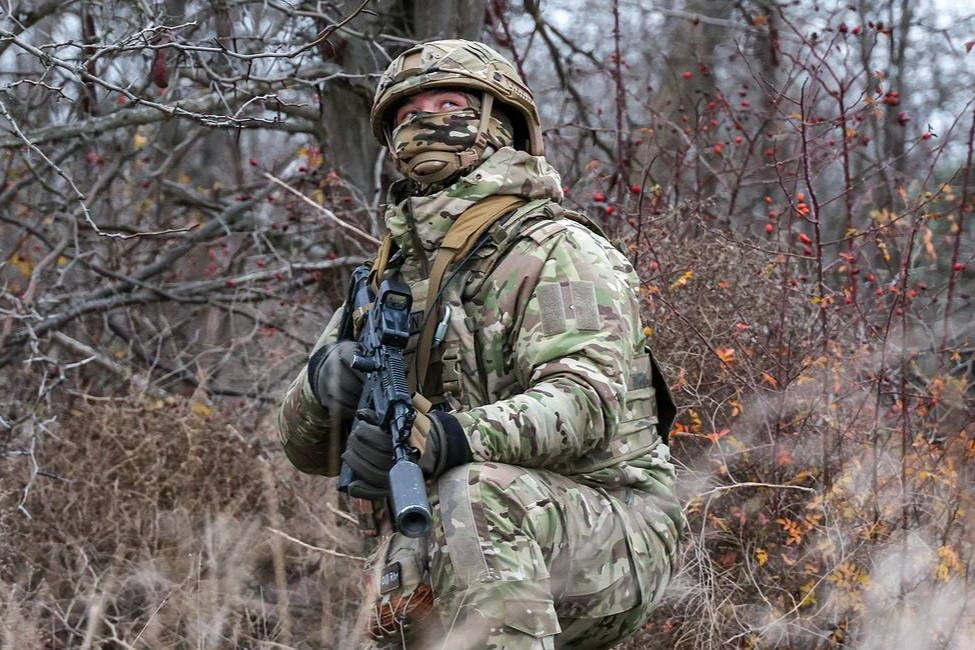 Nga chia mũi tiến công, bao vây trận địa nóng nhất Ukraine