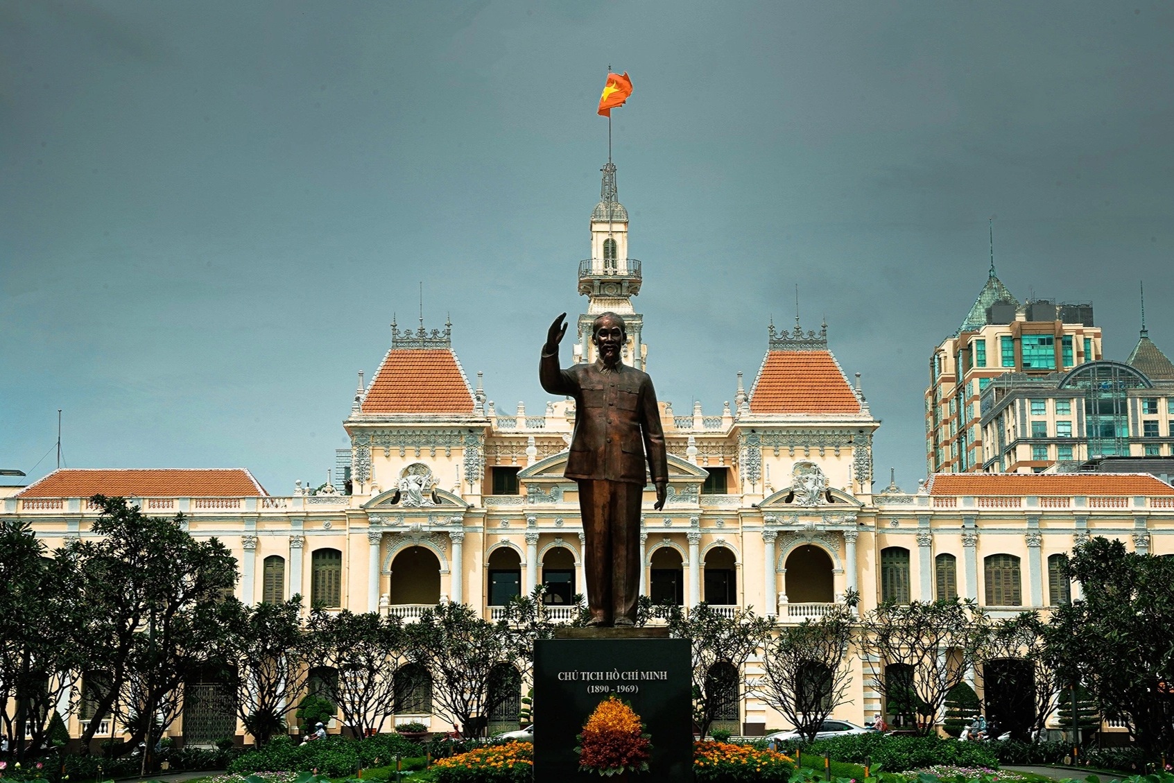 UBND TPHCM phân công lại nhiệm vụ của ban lãnh đạo sau hợp nhất tỉnh, thành