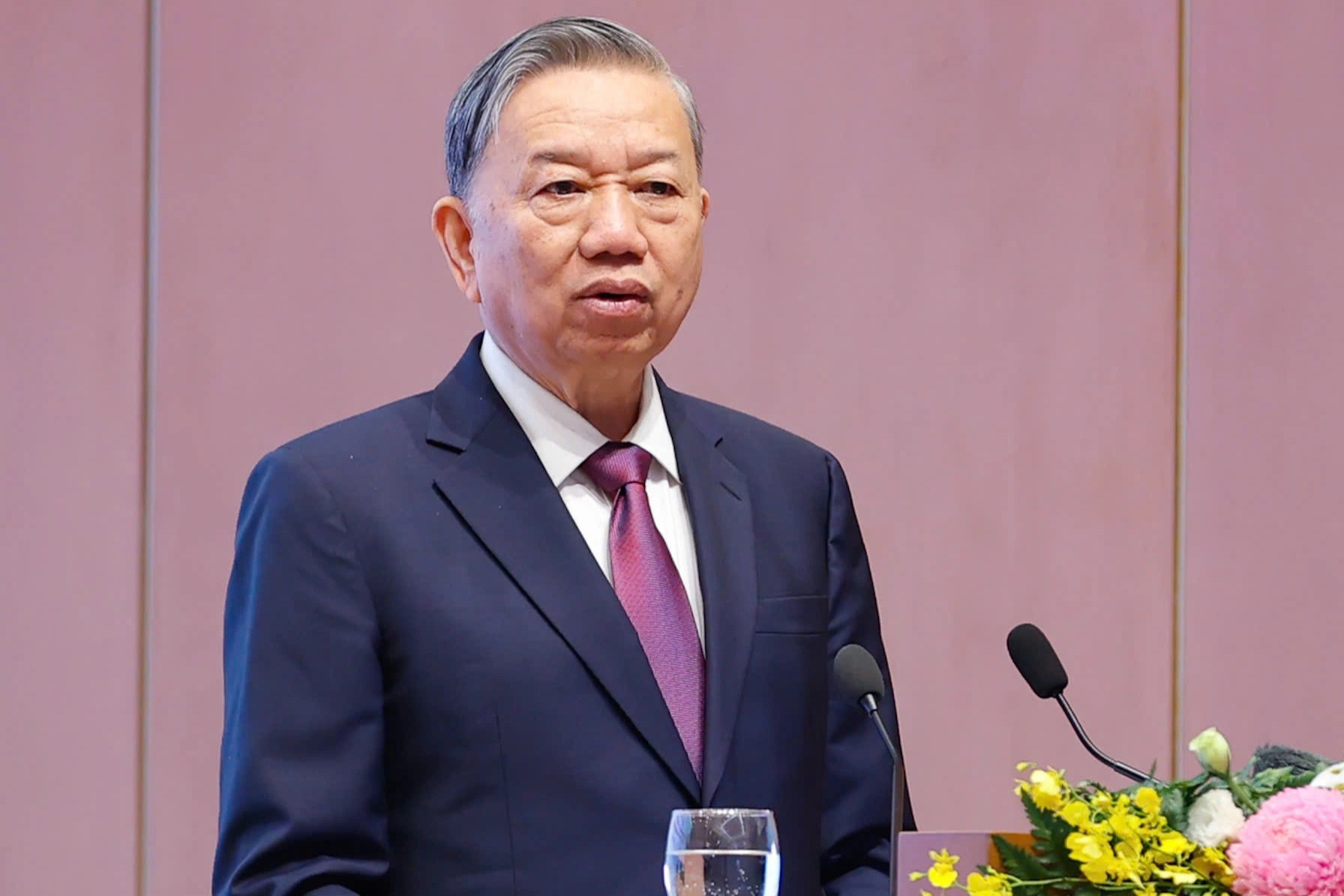 Những câu hỏi gợi mở của Tổng Bí thư tại Hội nghị Chính phủ với địa phương