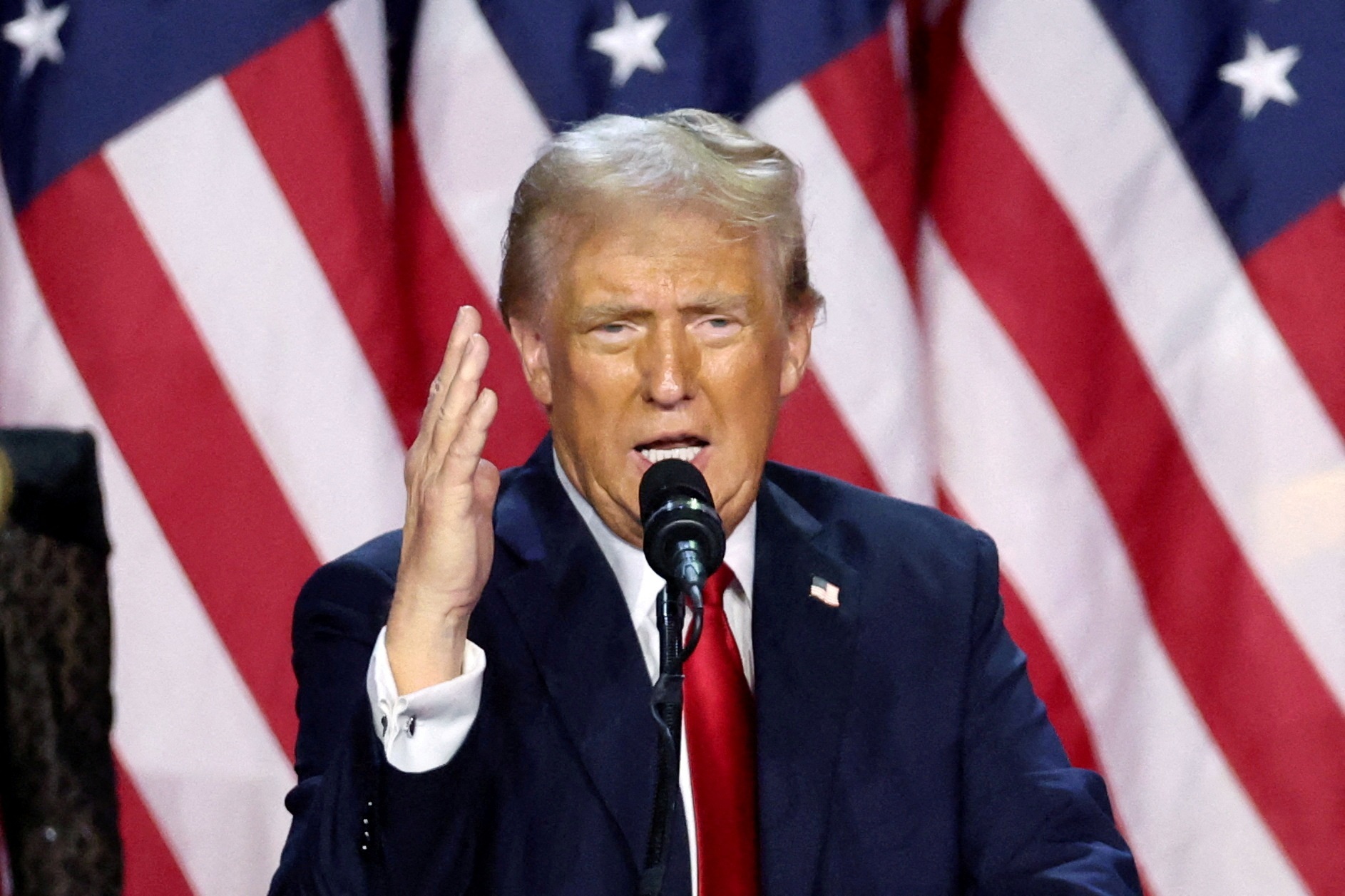 Nga lên tiếng việc ông Trump dọa "sáp nhập" Canada, mua đảo Greenland