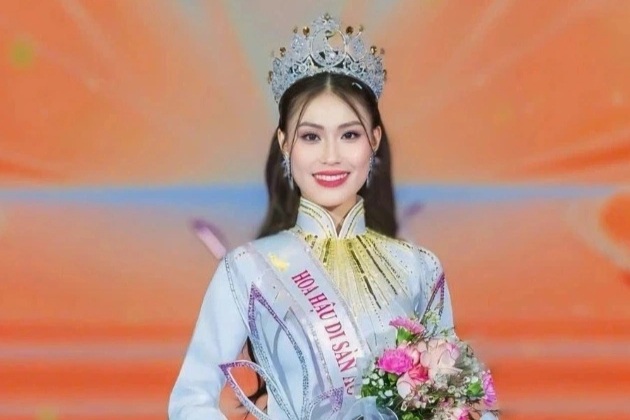 Hoàng Châu Anh đăng quang Hoa hậu Di sản áo dài Việt Nam