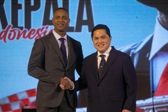 Patrick Kluivert lần đầu lên tiếng khi đảm nhiệm HLV tuyển Indonesia