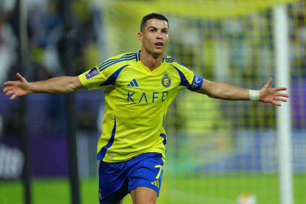 Ronaldo tuyên bố sẽ gia hạn hợp đồng với Al Nassr