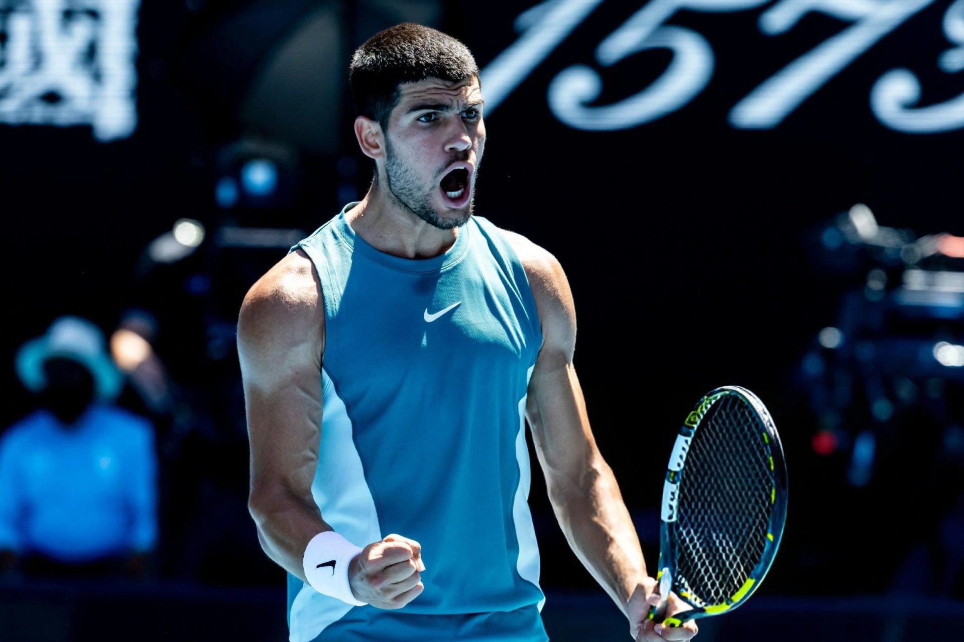 Alcaraz tiến gần tới "cuộc hẹn" với Djokovic