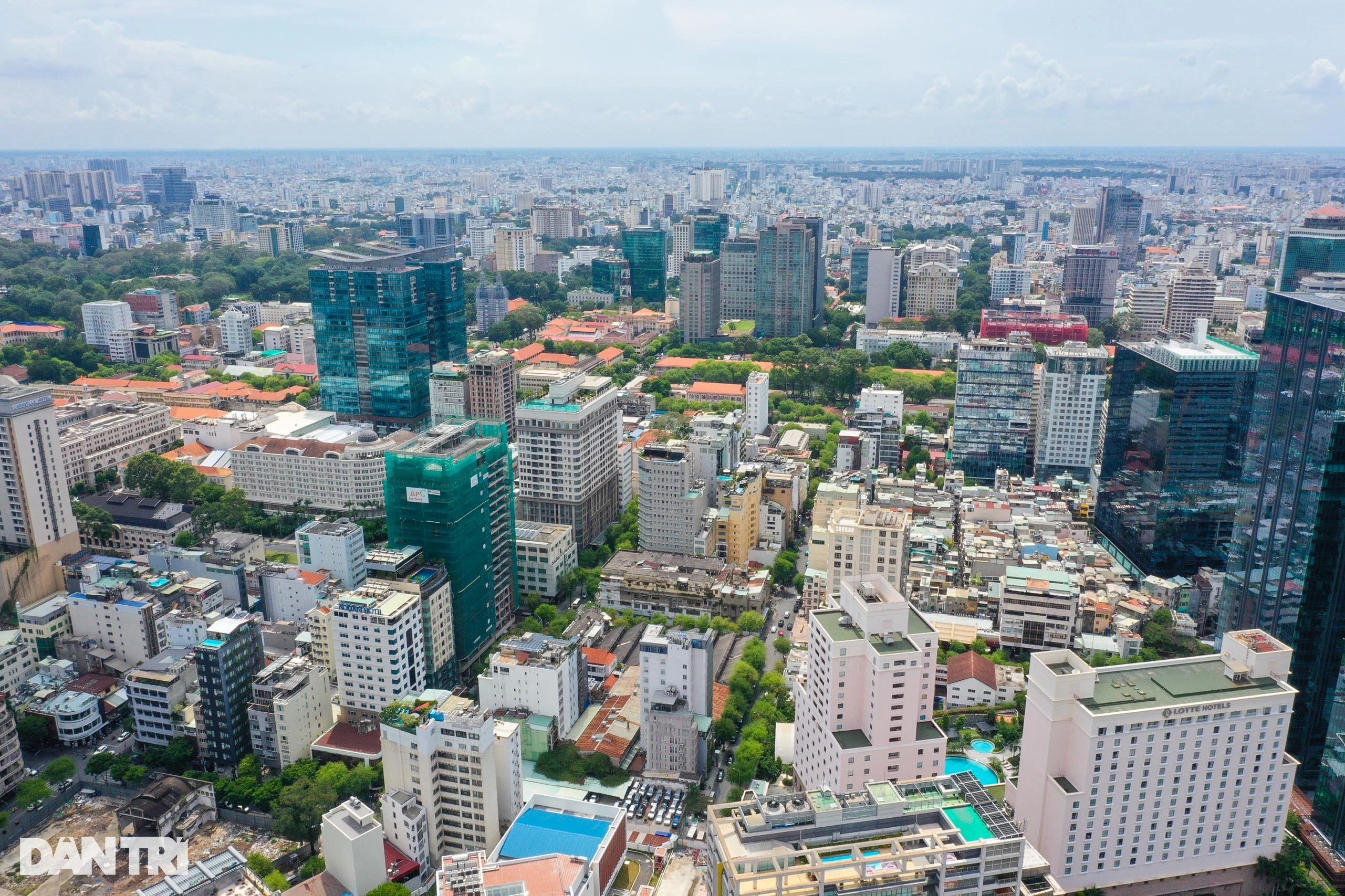 Nhà ở ngày càng đắt đỏ: Lời giải nằm ở thể chế và nguồn vốn