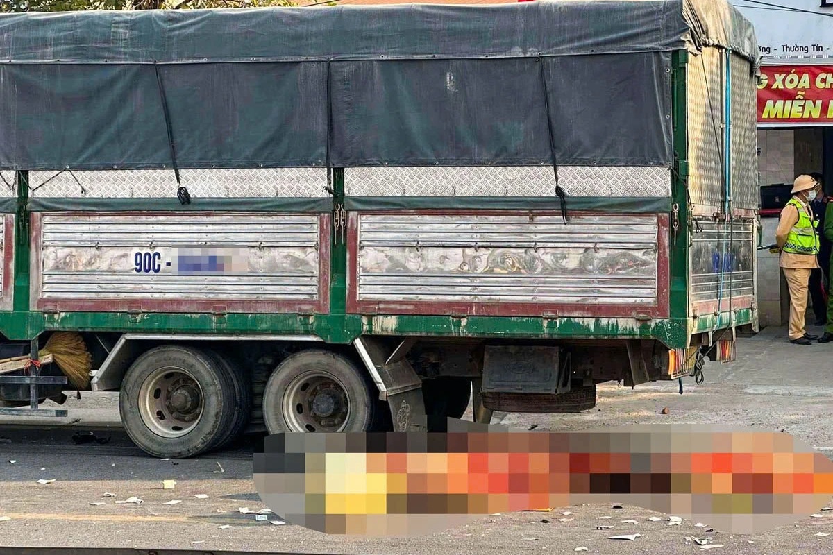 Hà Nội yêu cầu công an điều tra vụ tai nạn giao thông khiến 3 người tử vong