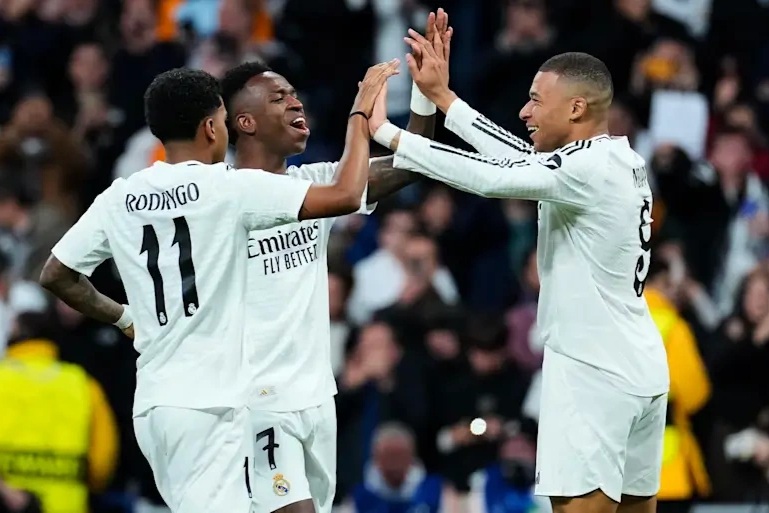 Mbappe và Vinicius rực sáng, Real Madrid thắng đậm ở Champions League